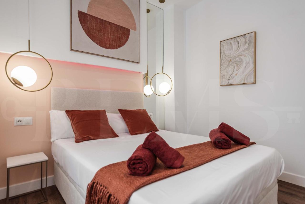 Designed Minimalist Apartment - Malaga Center By Rems Buitenkant foto