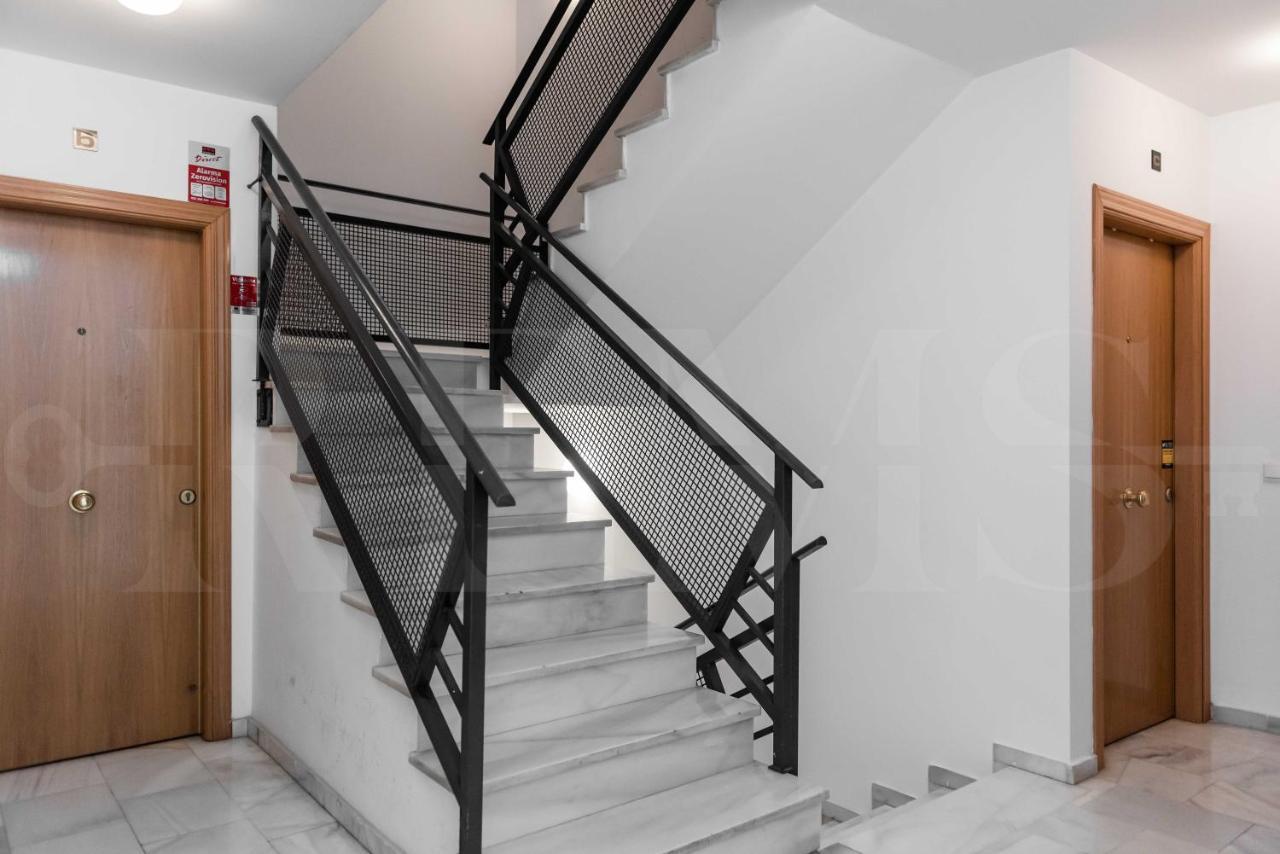 Designed Minimalist Apartment - Malaga Center By Rems Buitenkant foto